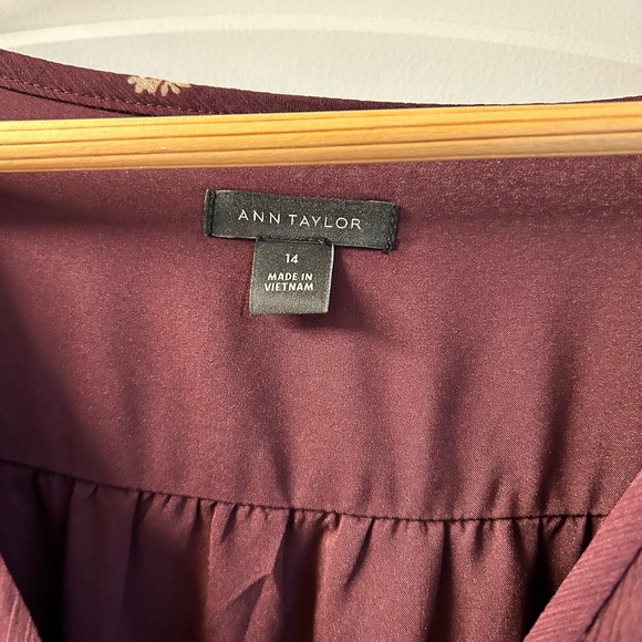Burgundy Ann Taylor midi dress, size 14 - Picture 2 of 2